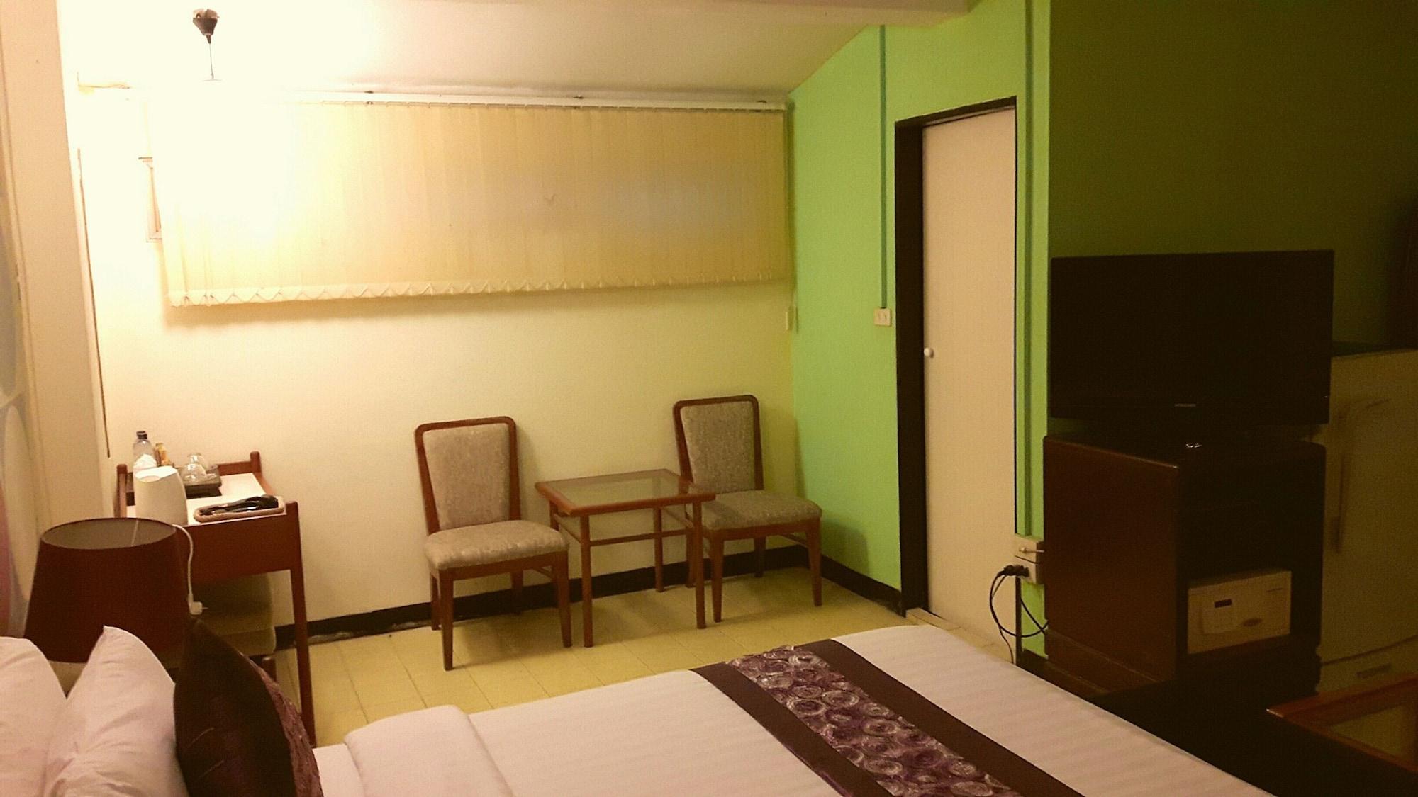 Sawasdee Sukhumvit Inn Bangkok Esterno foto