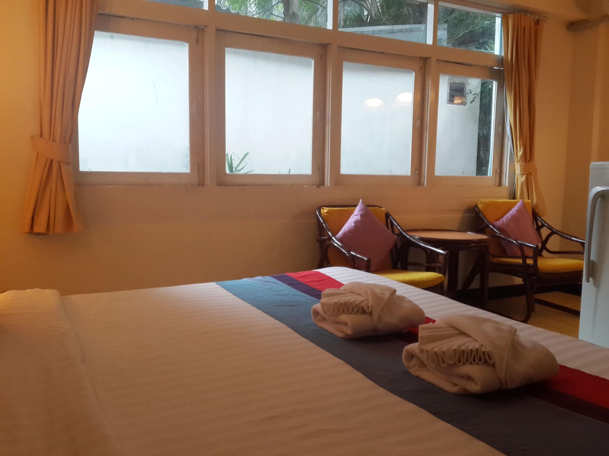Sawasdee Sukhumvit Inn Bangkok Esterno foto